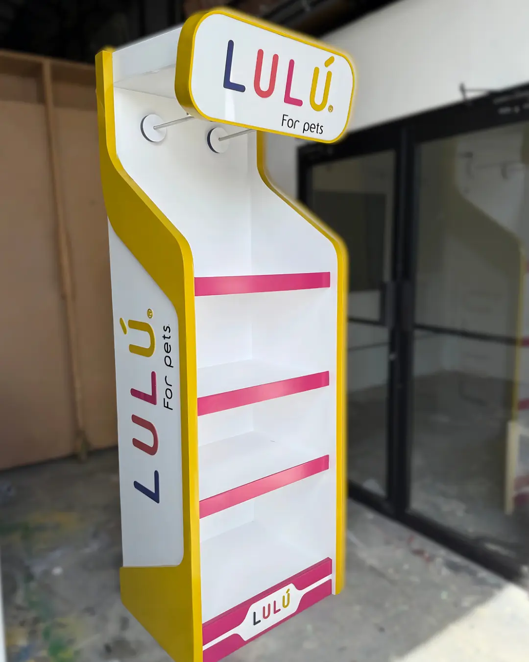 img-exhibidor-lulu-for-pets